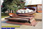 Памятник «Полтавской галушке». Тур из Киева от Ukrainian Tour (044) 360 5737